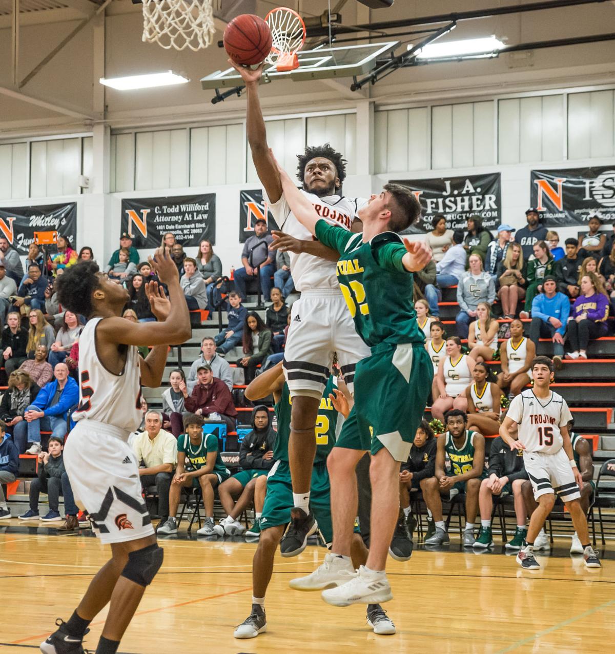 Boys Basketball Perfect Combination Of Inside Outside Play Helps