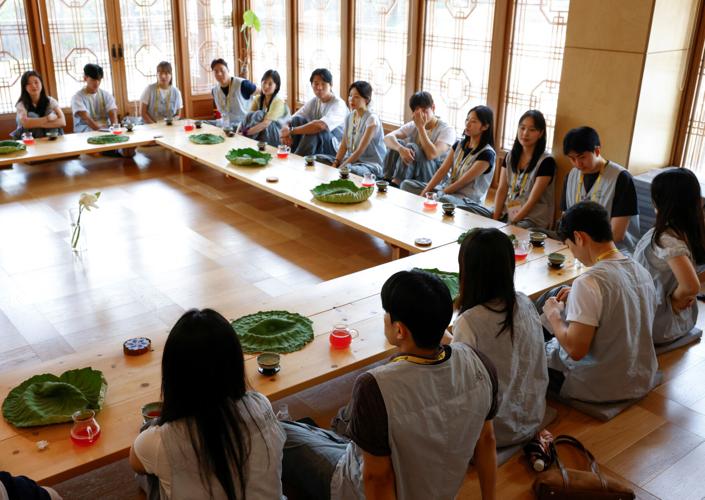Hopeful singles turn to Buddhist temple matchmaking in South Korea