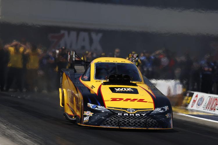 It's Sunday final eliminations at the 2018 NHRA 4-Wide Nationals!