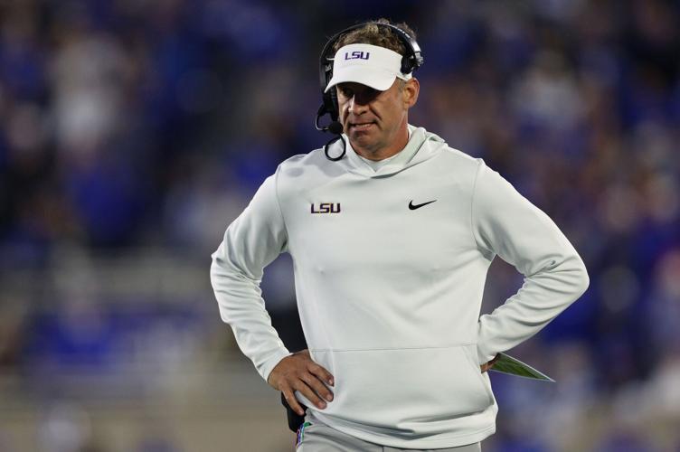 FOOTBALL-NCAA/