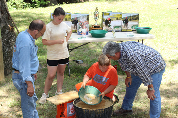 Gold panning competition