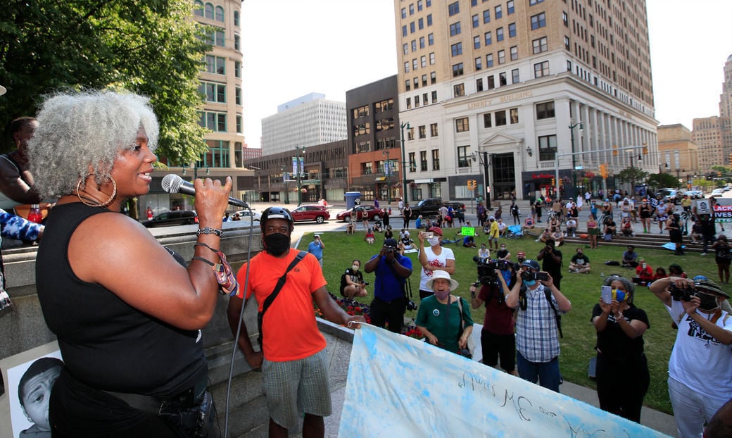 Cariol Holloman-Horne rally