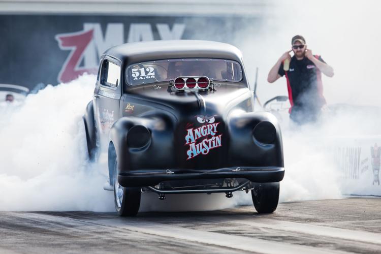It's Friday at the NHRA 4-Wide Nationals at Zmax Dragway.