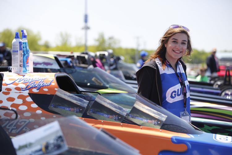 It's Sunday final eliminations at the 2018 NHRA 4-Wide Nationals!