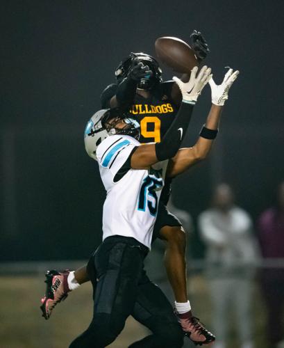 Bulldogs beat the Grizzlies in the third round of the 2025 NCHSAA Football Championship playoff game 41 - 33.