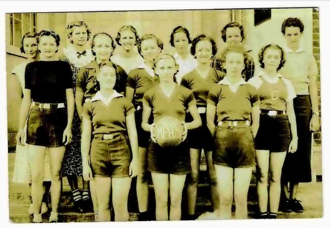 1936-37 MOUNT PLEASANT HIGH BASKETBALL TEAM
