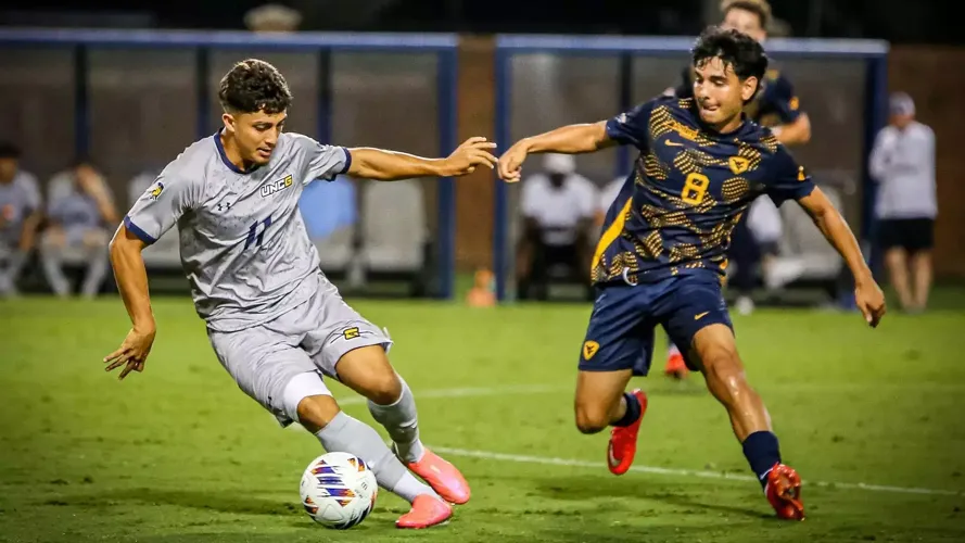 Defenses Hold Firm as Men’s Soccer and Mercer Finish 0-0