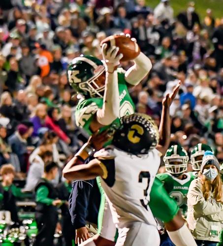 The Wonders blanked the Spiders 47-0 to retain the bell for the 7th straight year.