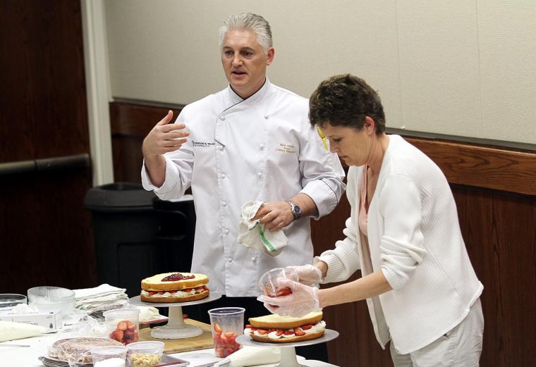 KCS employees learn about healthy cooking as part of wellness program