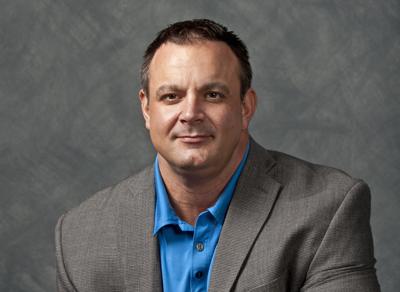 Scott Hamilton, Sports Columnist