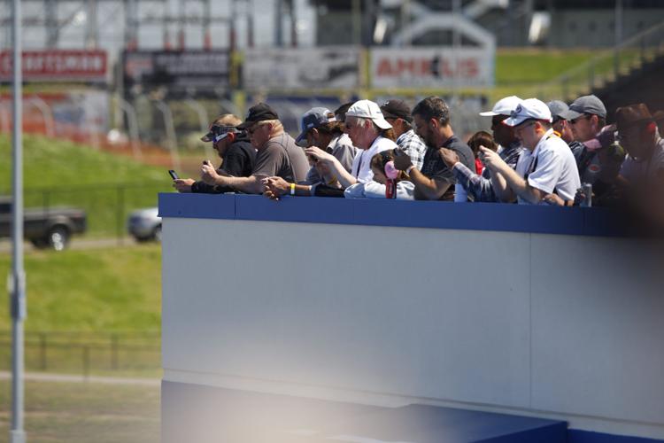 It's Sunday final eliminations at the 2018 NHRA 4-Wide Nationals!