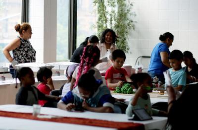 US-NEWS-EDU-MIGRANT-STUDENTS-NEEDS-GET