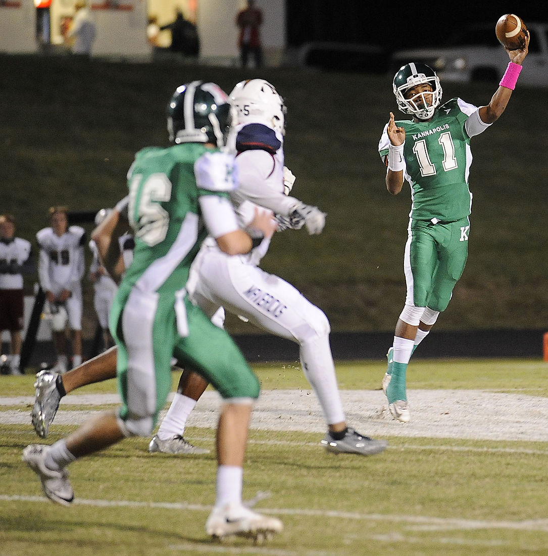 Wonders Fall To Mecka Heavyweight Mallard Creek Sports 