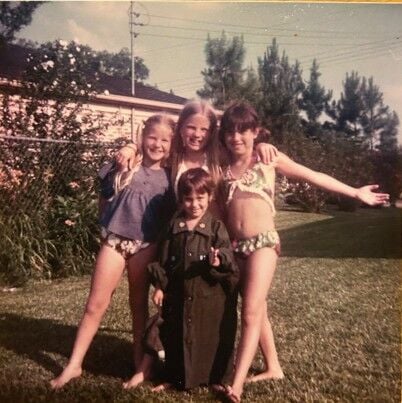 Robyn Benjamin and friends