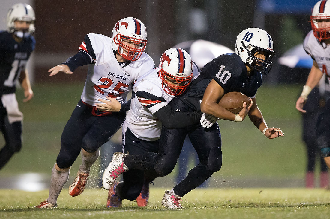 Hickory Ridge overcomes elements, East Rowan for third win in row ...