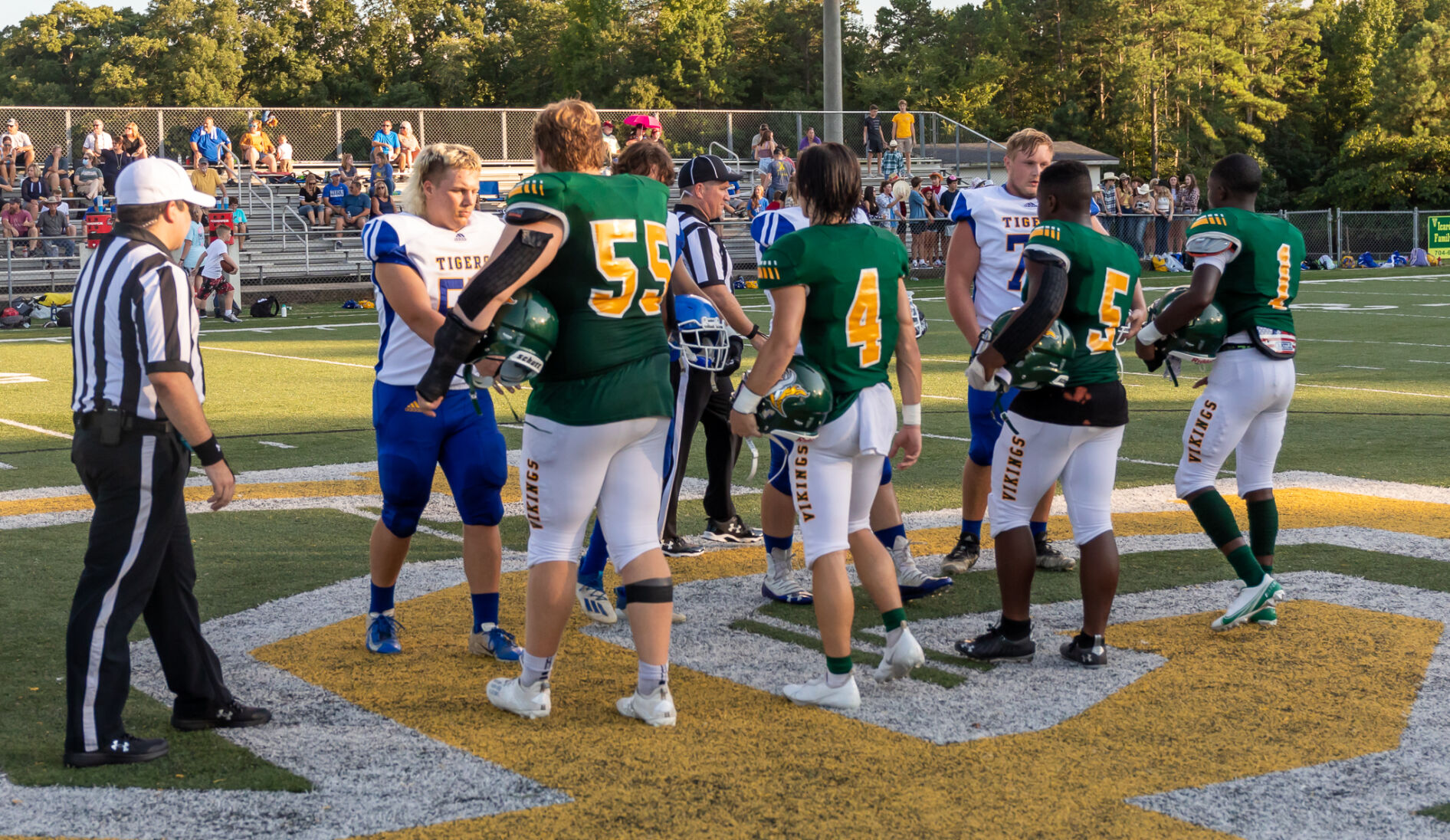 Central vs MP Football (6 of 28).jpg