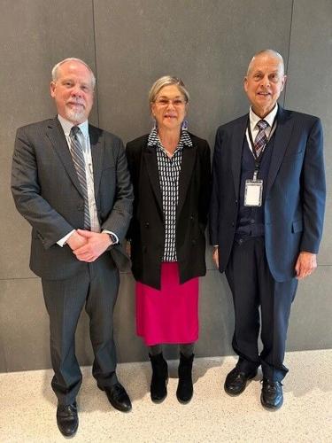 Creighton Waters speaks to the bar