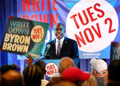 Supporters welcome Brown (copy)