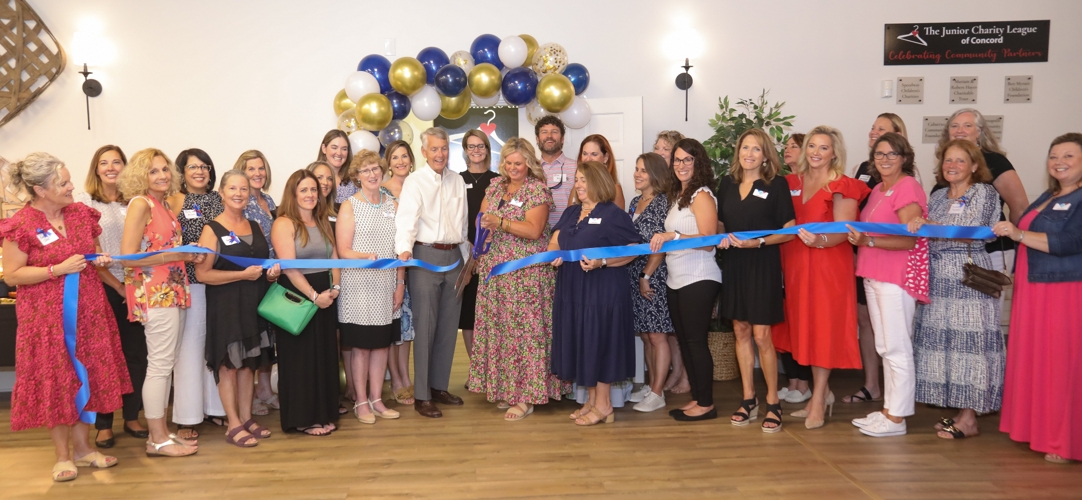 Clothing Room ribbon cutting
