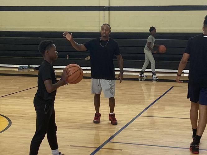 Tomminique Crank Jr.