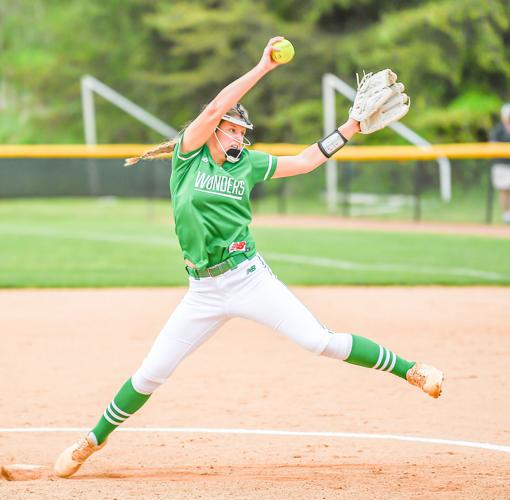The Vikings defeated the Wonders 3-1 on a two run homer by Christina Brindel (9)  in the bottom of the seventh inning.
