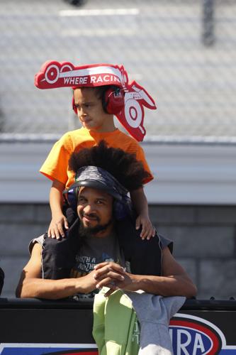 It's Sunday final eliminations at the 2018 NHRA 4-Wide Nationals!