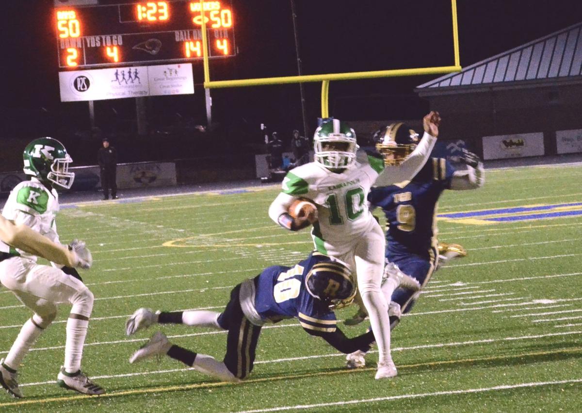 High School Football Bennett S Big Night Helps Wonders Survive