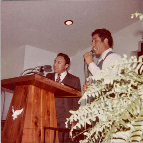 Isaac Noriega preaching
