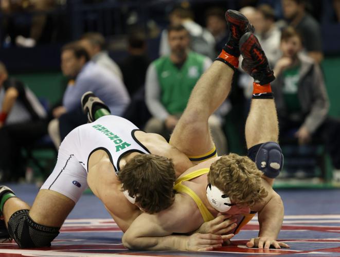 2026 NCHSAA boys wrestling