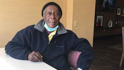 US-NEWS-CORONAVIRUS-VACCINE-EQUITY-MCT