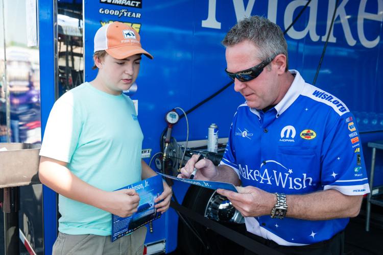 It's Saturday at the 2018 NHRA 4-Wide Nationals?