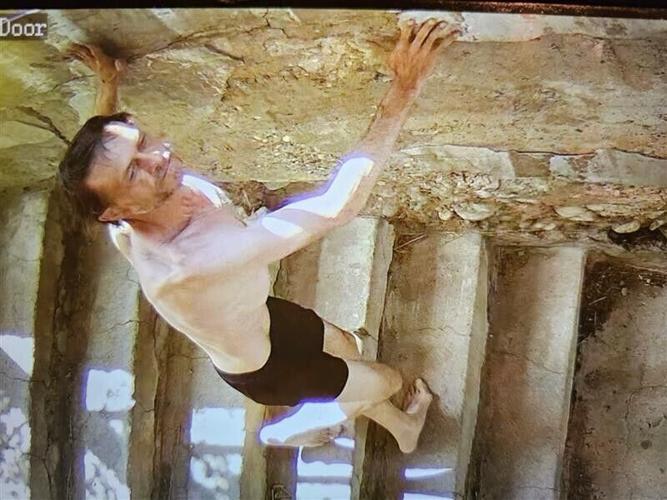 Michael Brown fleeing.jpg