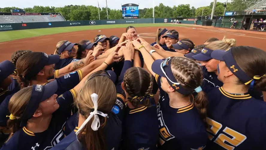 Softball Announces 2026 Team Awards