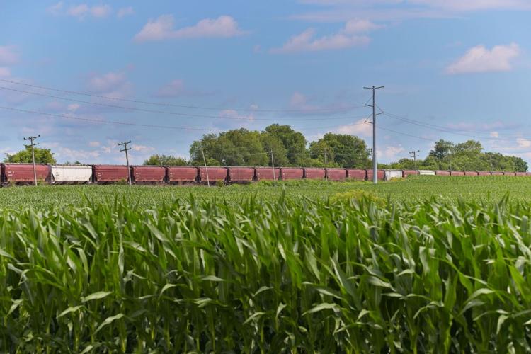 Motive Railroad Grain Haul To Primient Elevator In Heyworth, IL