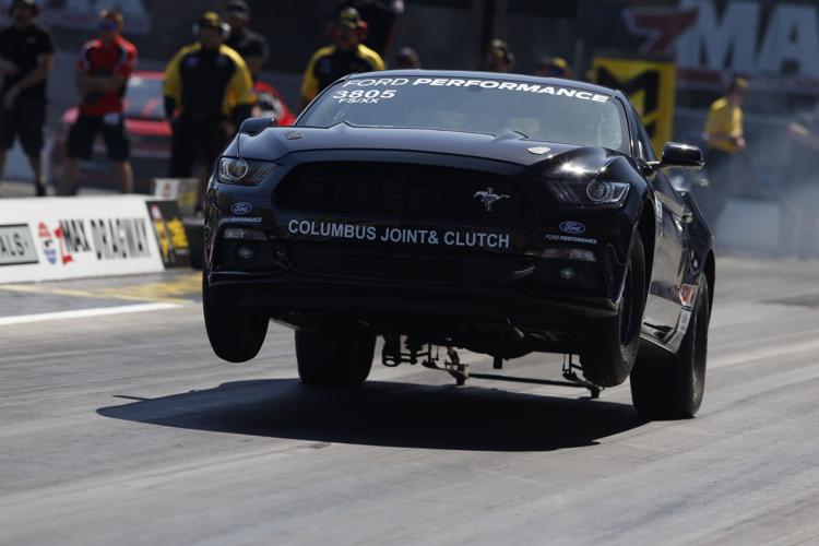 It's Sunday final eliminations at the 2018 NHRA 4-Wide Nationals!