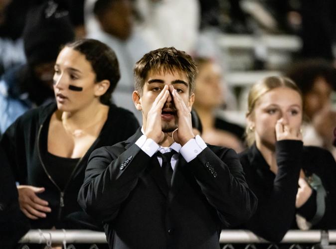 Bulldogs beat the Grizzlies in the third round of the 2025 NCHSAA Football Championship playoff game 41 - 33.