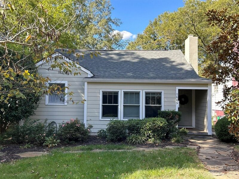 2 Bedroom Home in Charlotte - $2,350