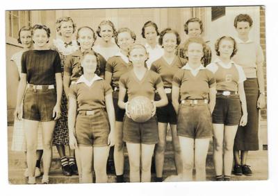 1936-37 Mount Pleasant High basketball team