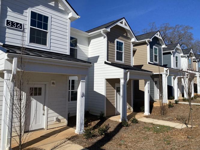 Row of Lincoln Townhomes