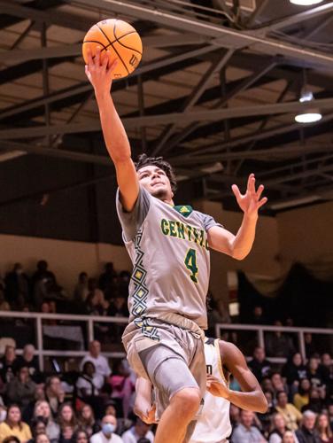 The Vikings smash the Spiders 80-50.