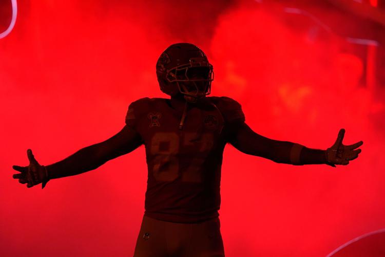 Broncos Chiefs Football