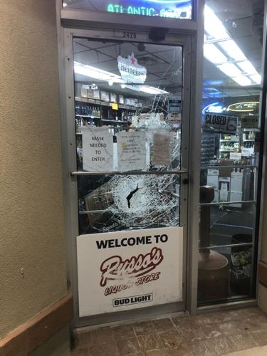 ac2_liquorstore2