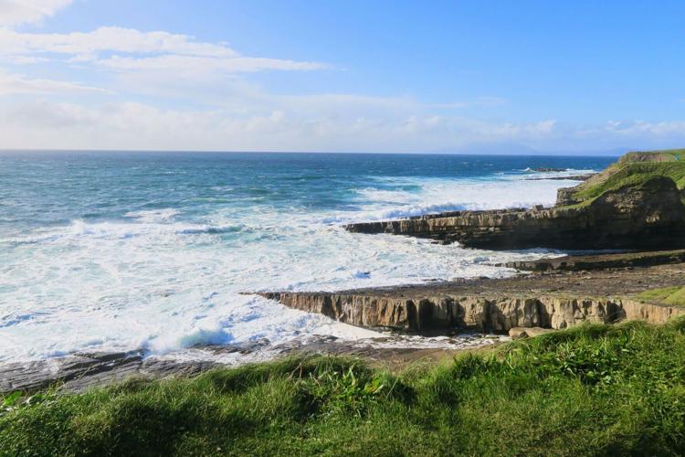 Ireland's Enniscrone, on the Atlantic Coast, is perfect for walks and to tank fresh air and energy.