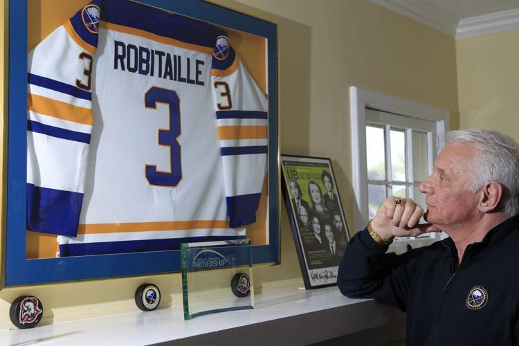 Mike Robitaille