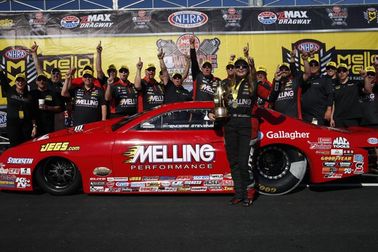 It's Sunday final eliminations at the 2018 NHRA 4-Wide Nationals!