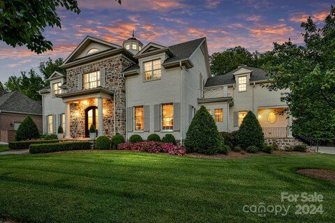 5 Bedroom Home In Davidson - $3,200,000