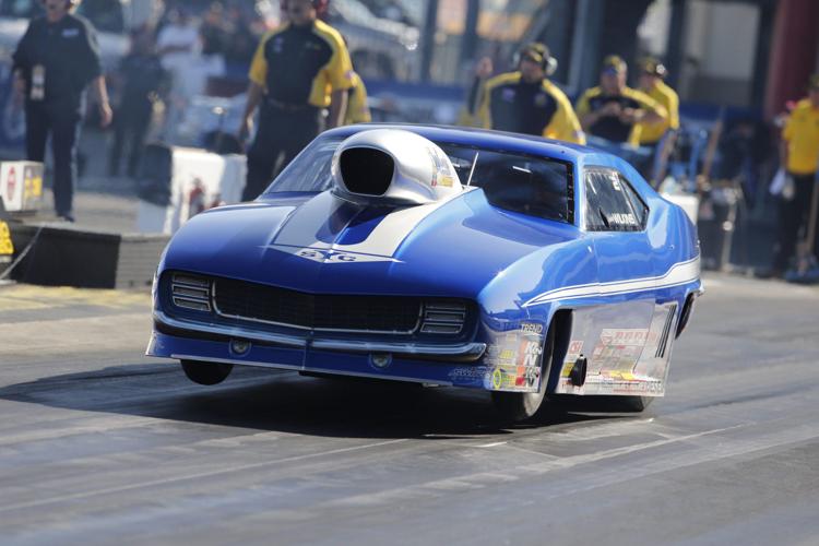 It's Sunday final eliminations at the 2018 NHRA 4-Wide Nationals!