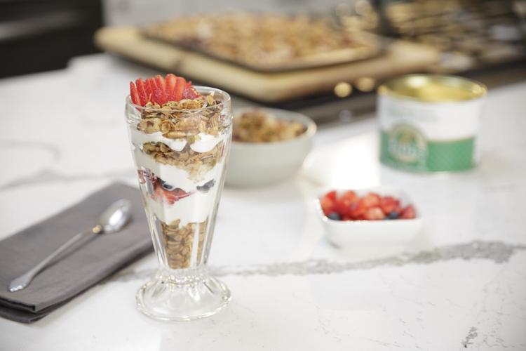 DeliciouslyHealthy Granola_PW4A9994.jpg