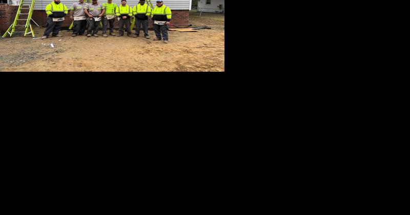 Kannapolis workers pitch to help at Habitat House - Vimarsana News