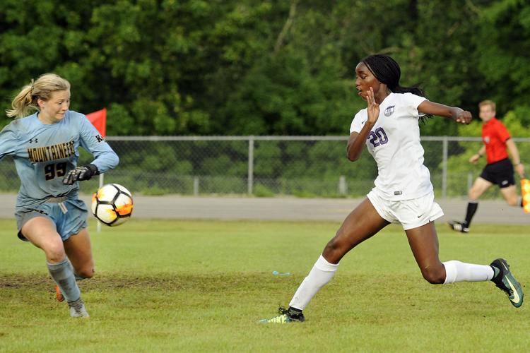 Kings Mountain Mountaineers at Cox Mill Chargers